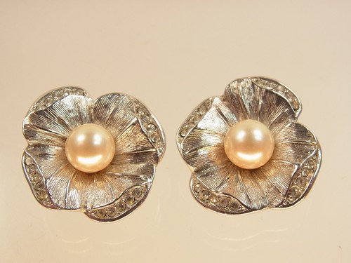 Christian dior designer - christian,